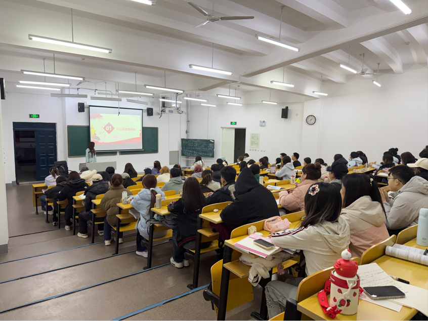 延边大学少数民族预科班团总支开展学雷锋主题团日活动